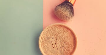 Makeup Artists Say You’re Probably Using the Wrong Setting Powder For Your Skin